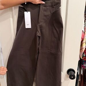 ALO Yoga Dark Brown Chinos